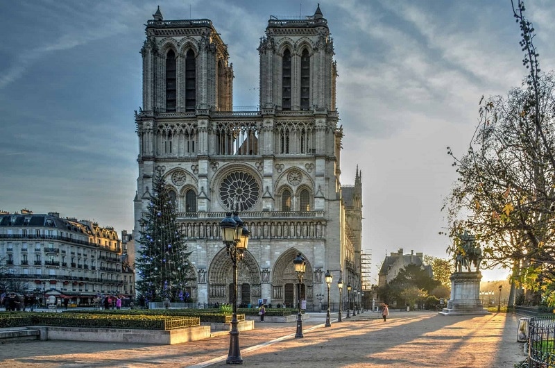 Must-See places in Paris 11